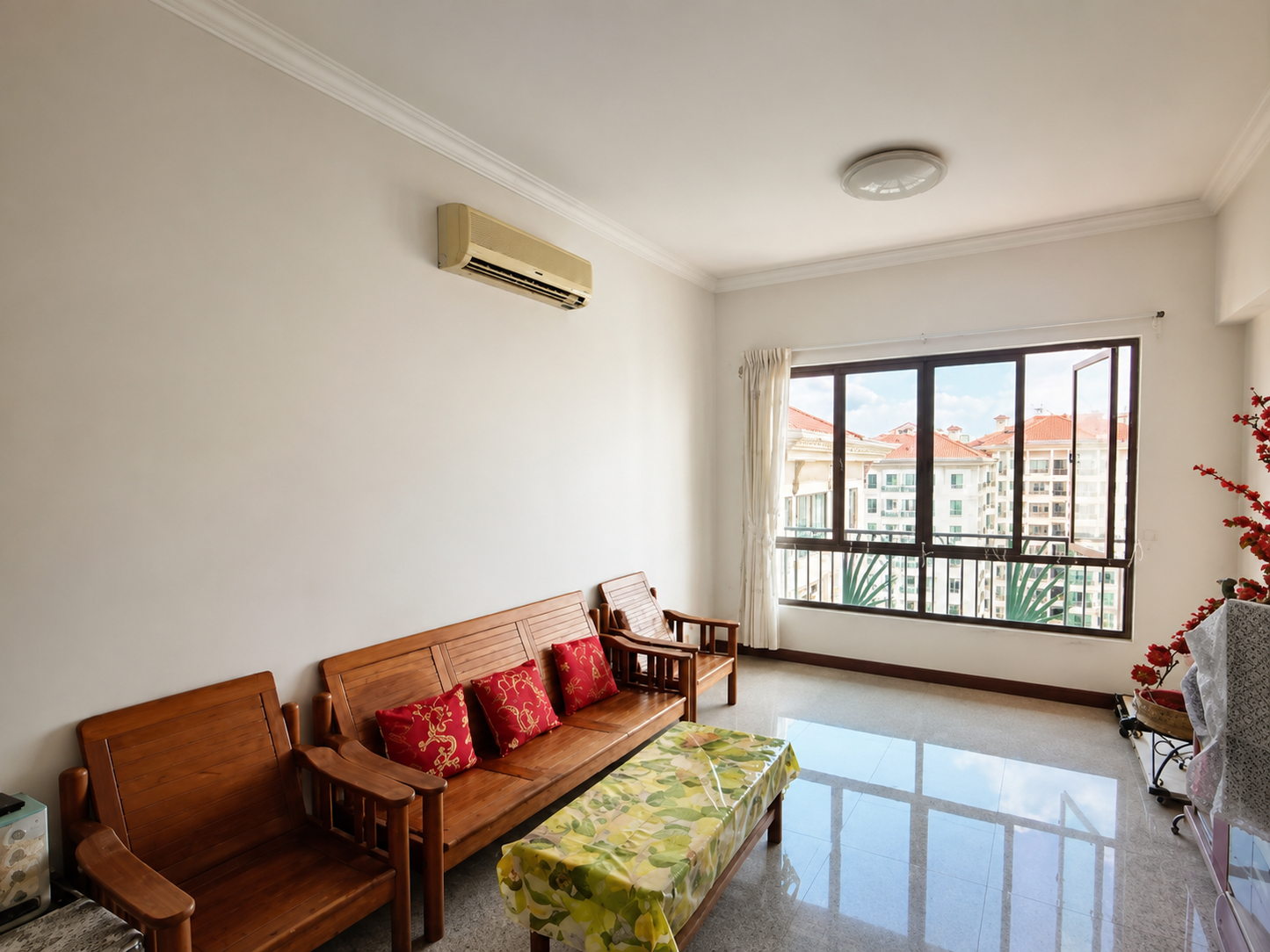 D23 - Hillbrooks (Freehold Condo @ Hillview Ave)